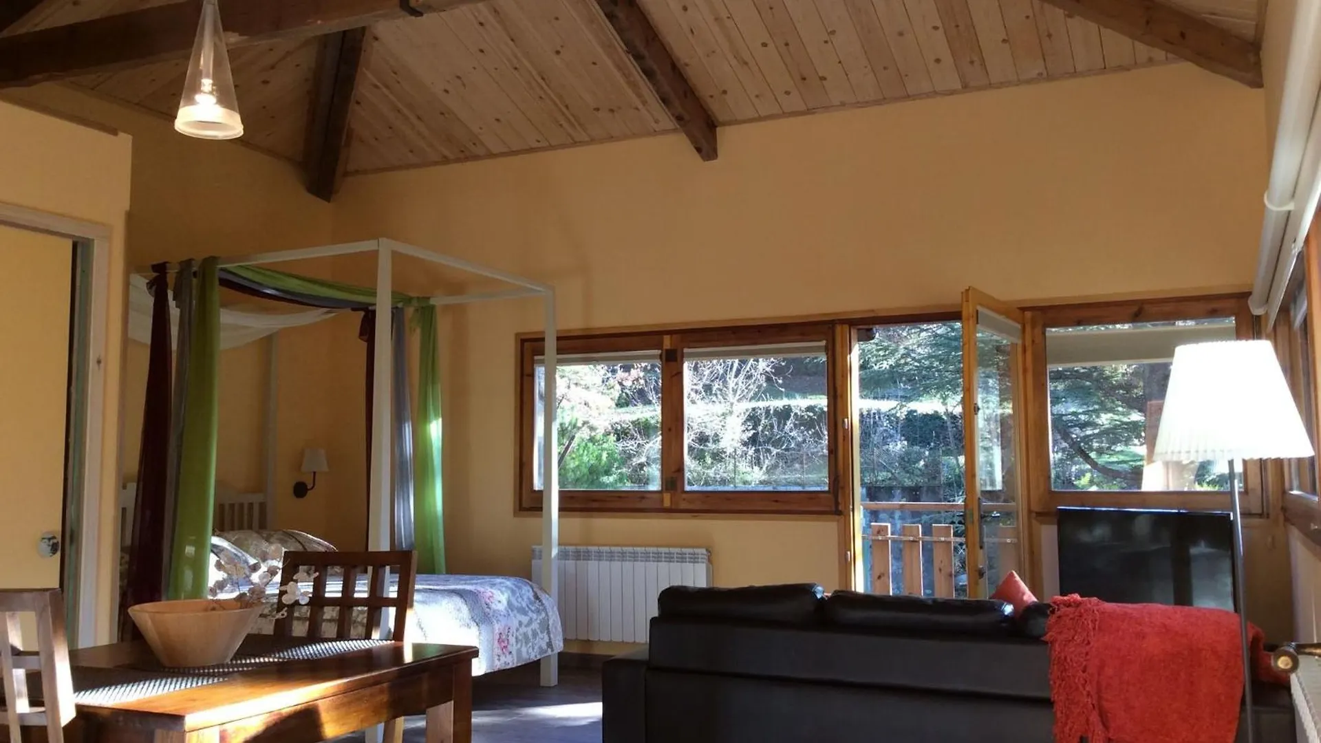Daire Els Apartaments Del Bosc Ribes De Freser