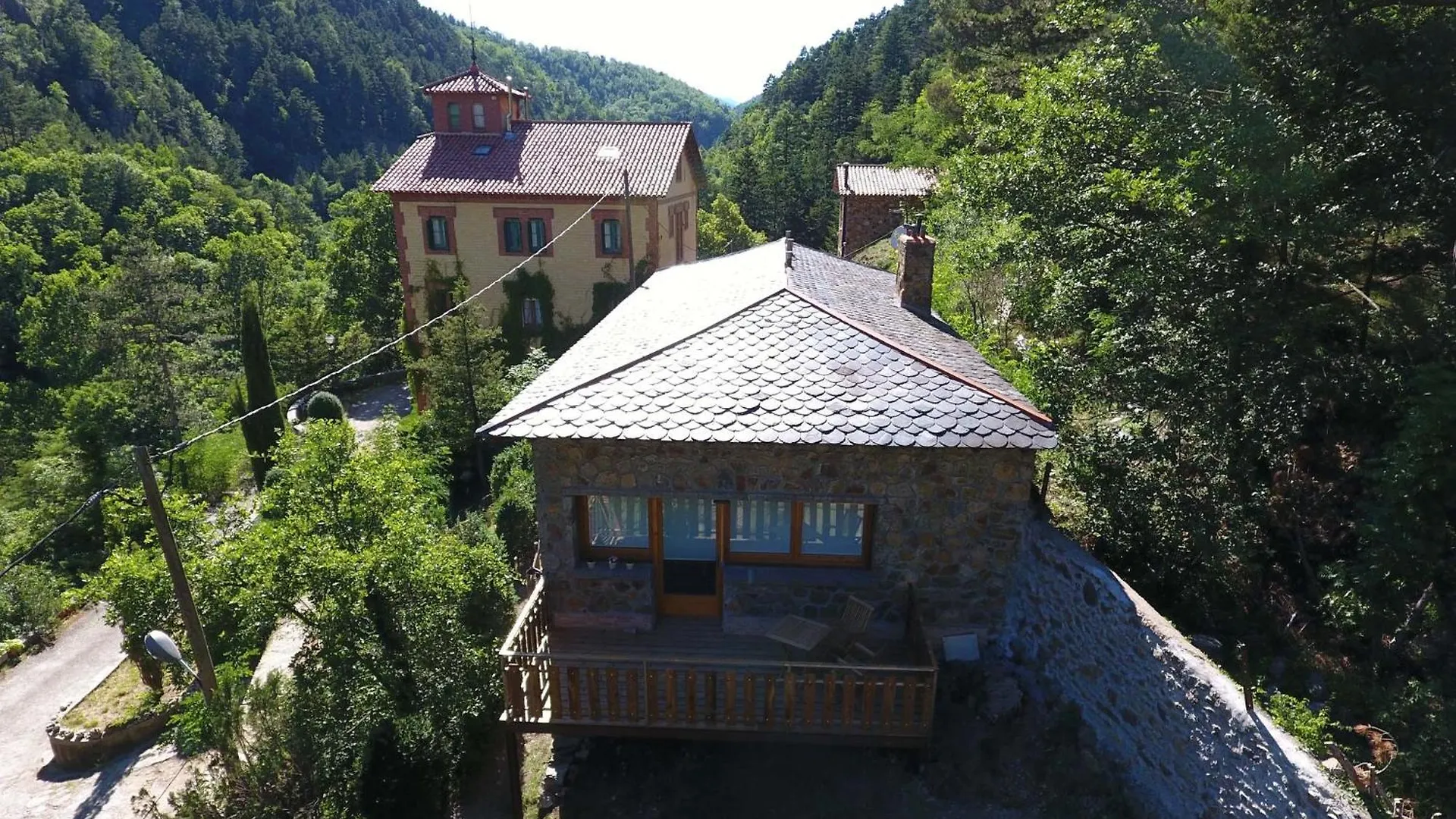 Els Apartaments Del Bosc Ribes De Freser 0*,
